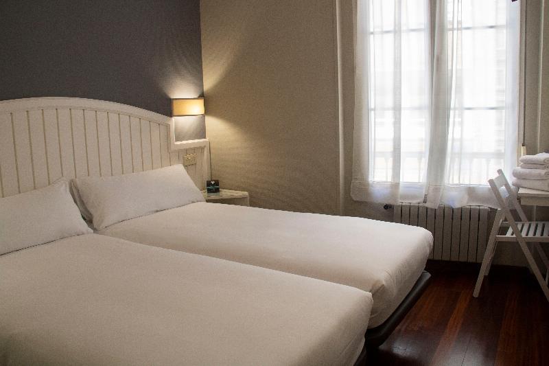 Alda Miramar Rooms Gijón Esterno foto